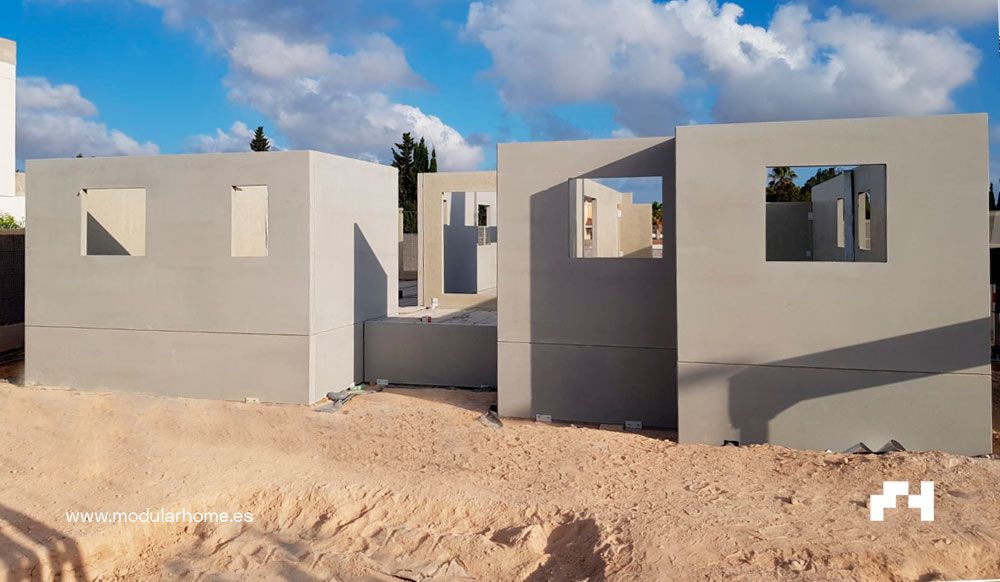 pareti-processo-di-costruzione-casa-modulare-prefabbricate-cemento