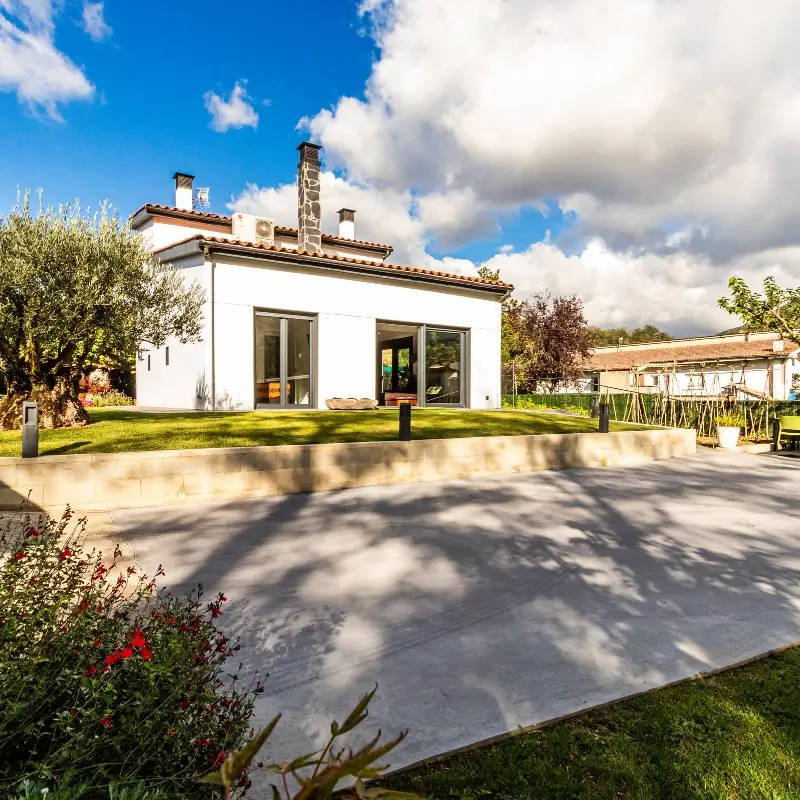 Vivienda Prefabricada de Hormigón en Girona, construida por Modular Home